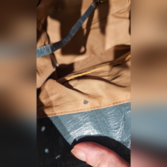 HOBO Render Shoulder Bag Deep MOSS LEATHER - Picture 9 of 11